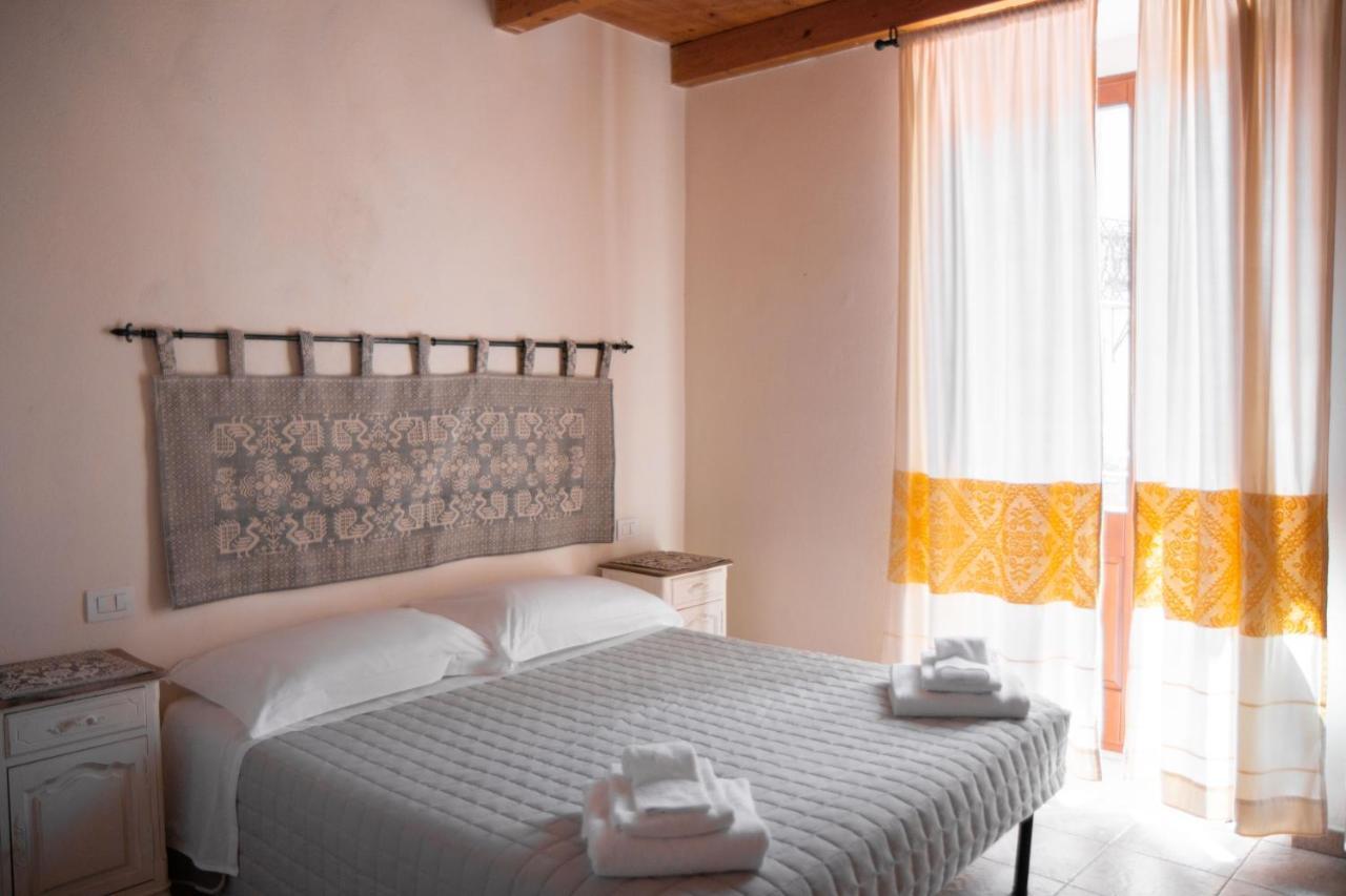 Hotel La Vecchia Torre Bosa Zewnętrze zdjęcie
